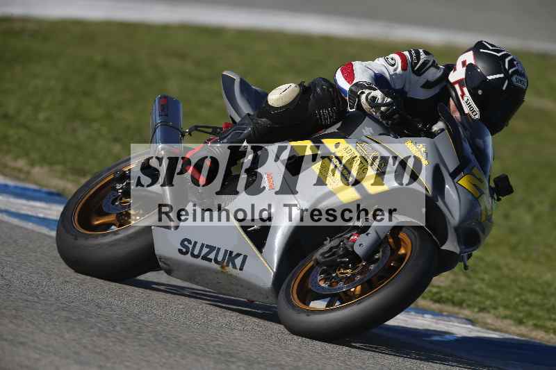 /Archiv-2024/02 29.01.-02.02.2024 Moto Center Thun Jerez/Gruppe gruen-green/122